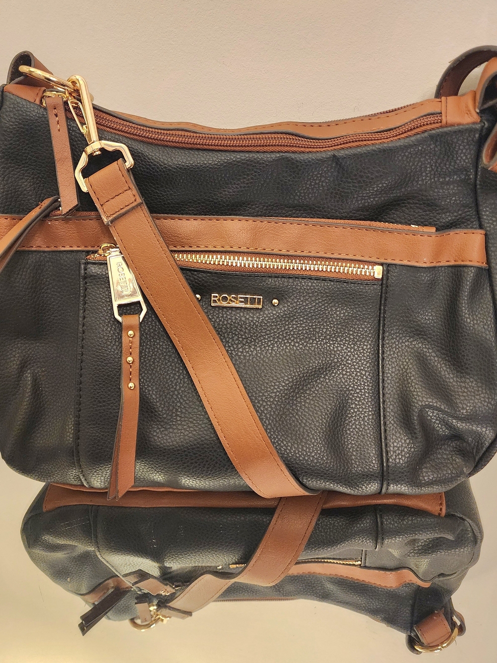 Rosetti Womens Black & Tan Crossbody Bag